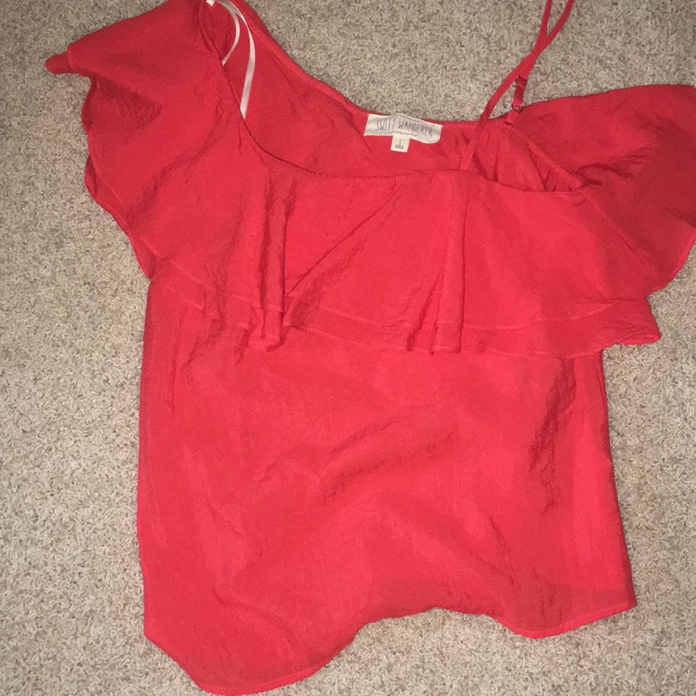 OFF THE SHOULDER RUFFLE TOP